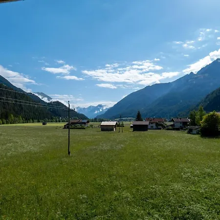 Haus Kappeller Ferienwohnung Lechtl 4 * Bach (Tyrol)